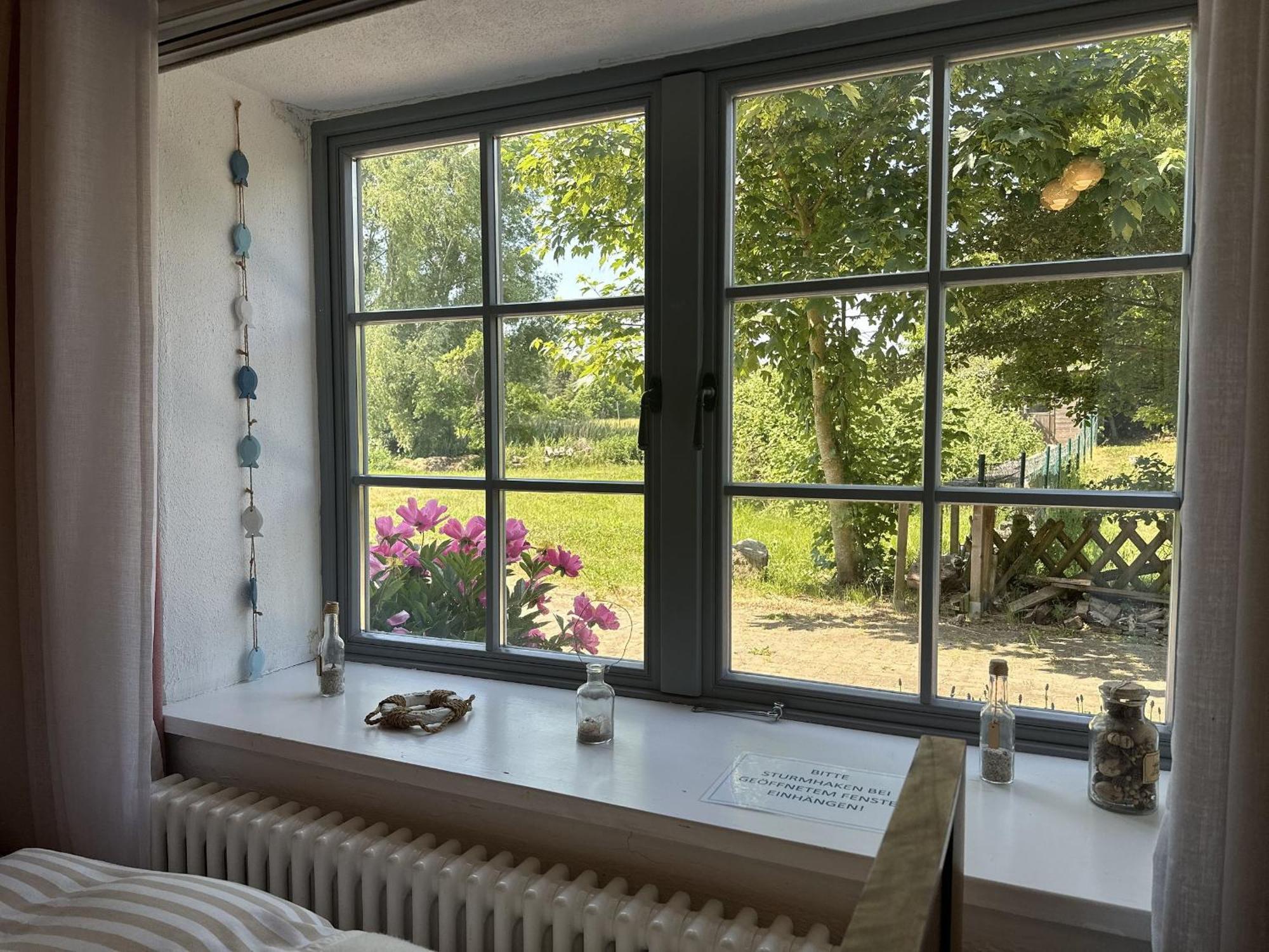Ferienhaus Kleine Flucht Neuendorf Putbus Εξωτερικό φωτογραφία